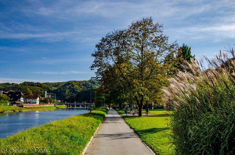 moja dezela lepa in gostoljubna